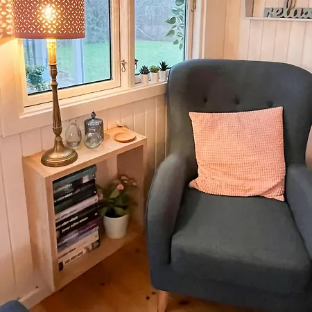 Rigt Udeliv Og Nostalgi Ved Middelfart * 미델파르트