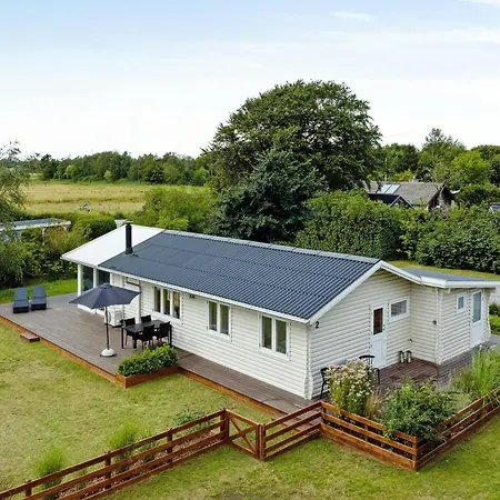Holiday home Rich Outdoor Life And Nostalgia At